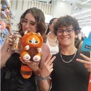 Estudiante de bachillerato, refuerzo de todo primaria. Se me da bien especialmente inglés, música, matemáticas y lengua.